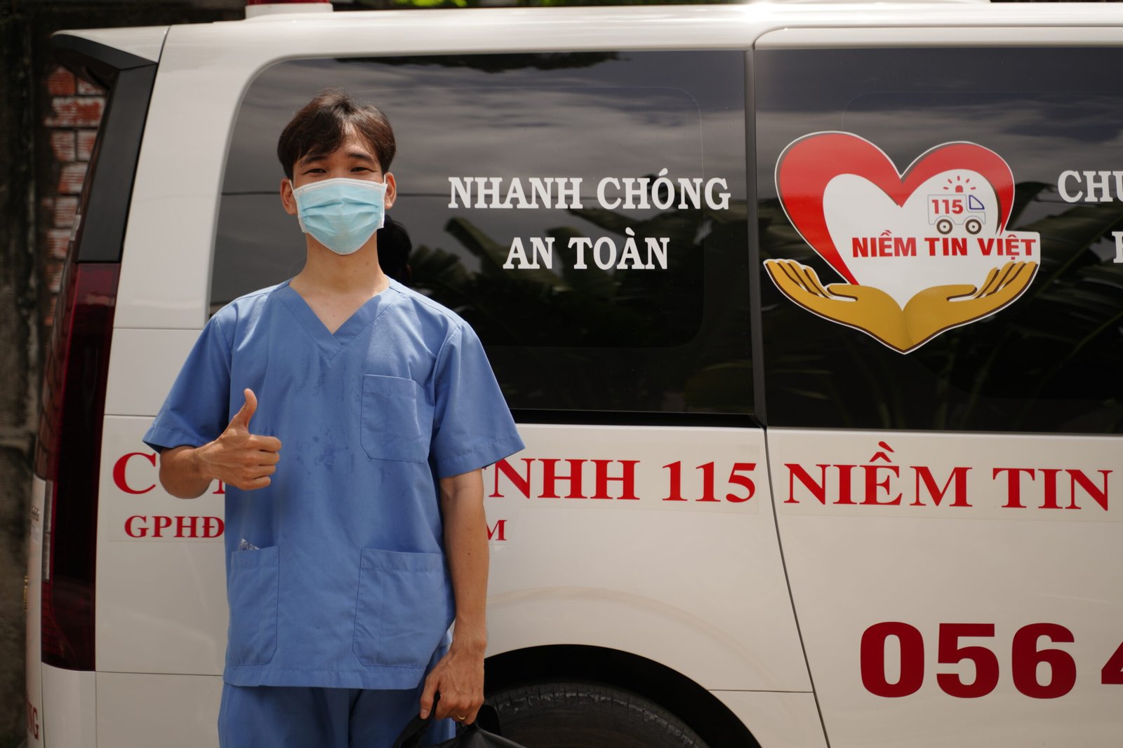 Dịch Vụ Thuê Xe Cấp Cứu, Xe Cứu Thương Chuyên Nghiệp Tại TP.HCM 24/7 -