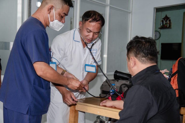 Y Tế Ngoại Viện -
